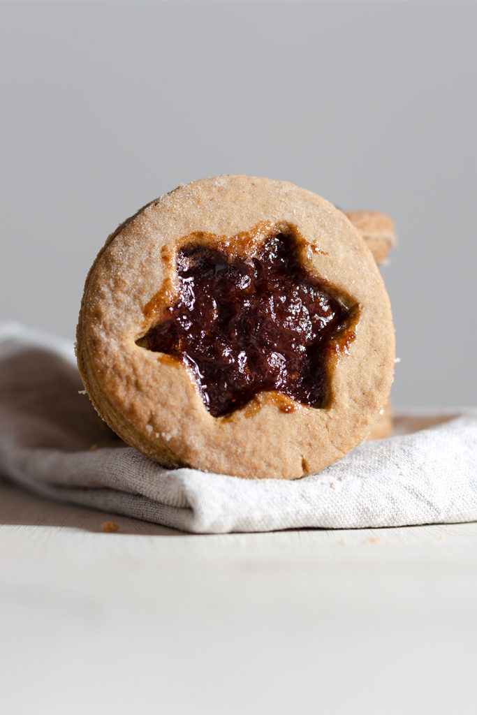 Biscotti vegani con marmellata