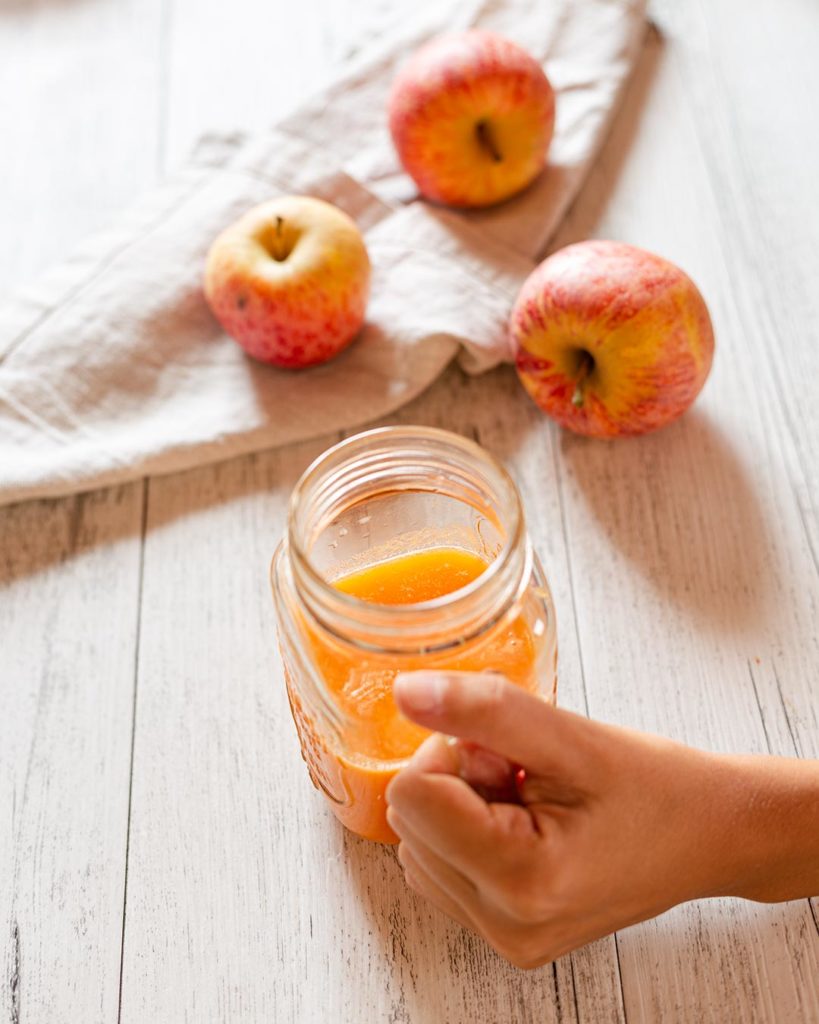 Succo di carota e mela