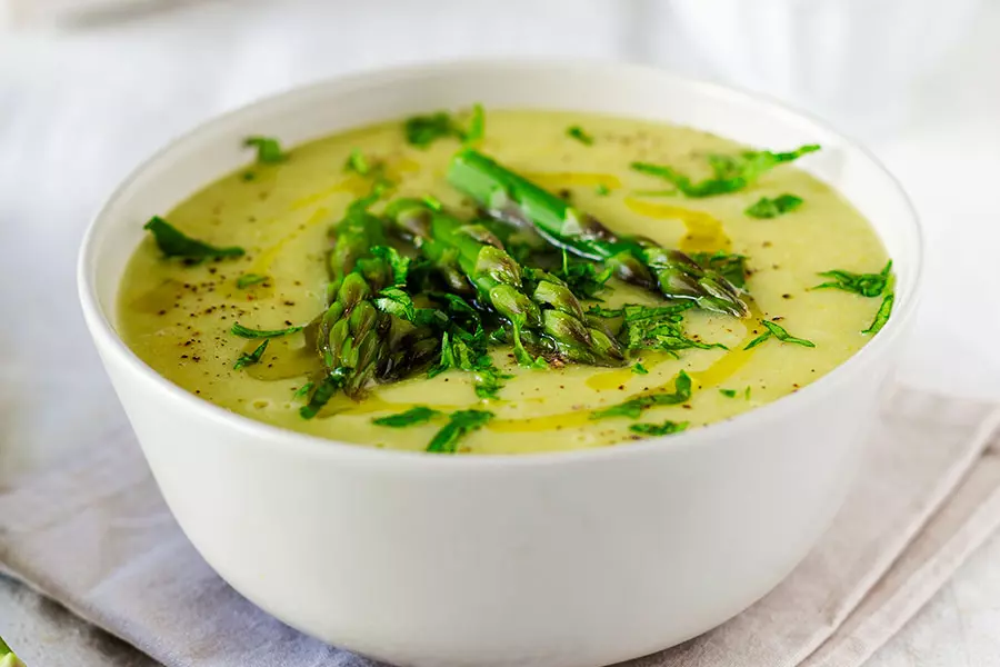 Vellutata di asparagi e patate